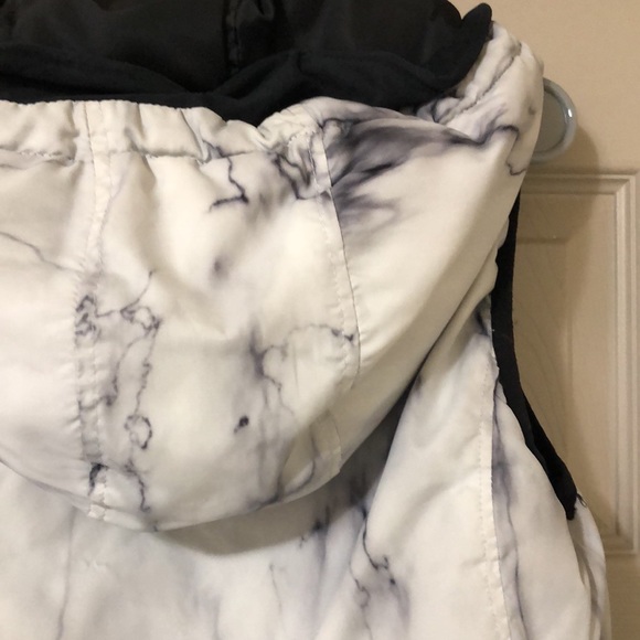 Reversible Vest Size S - Picture 2 of 6